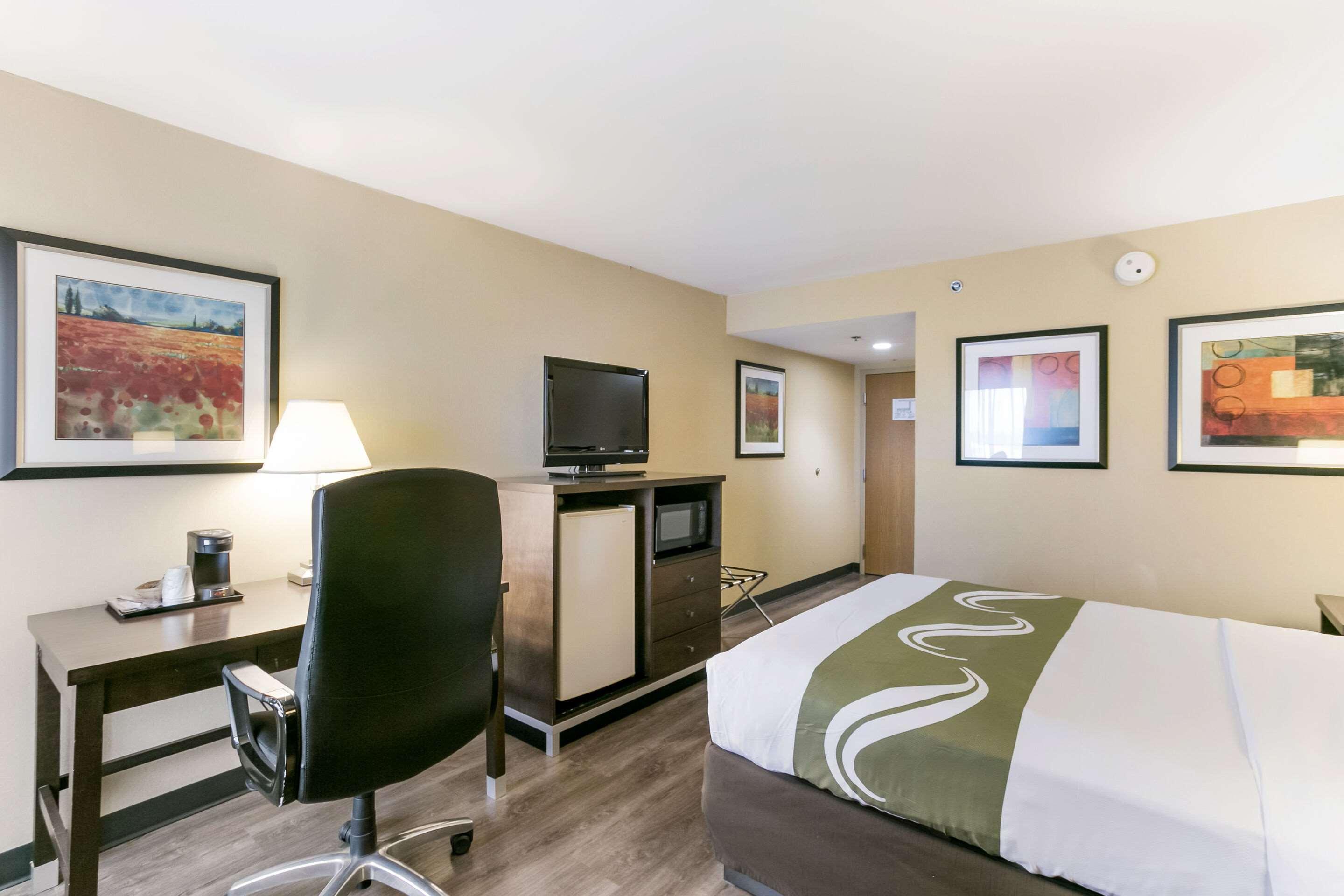 Quality Inn & Suites Bel Air I-95 Exit 77A Eksteriør billede