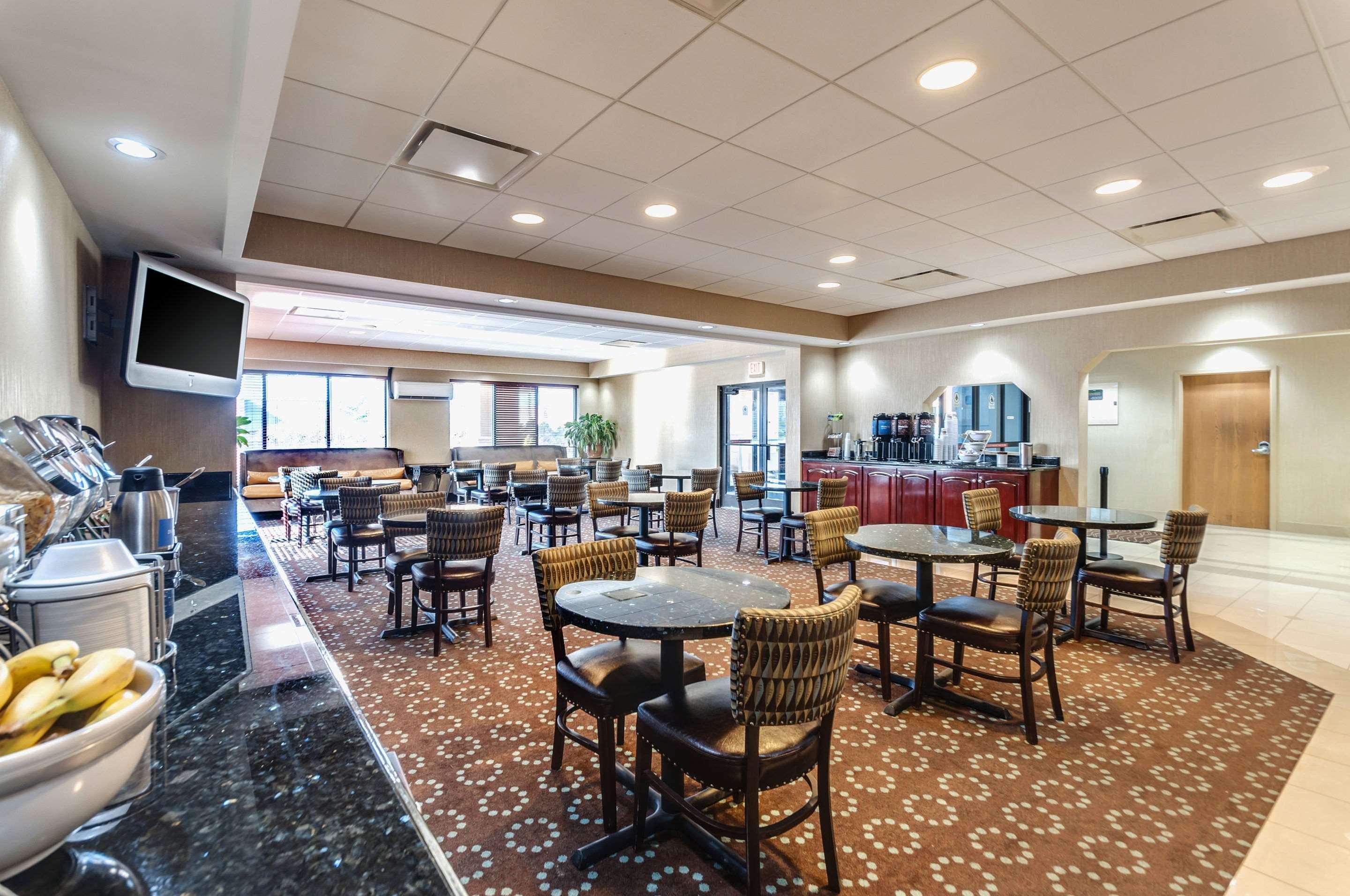 Quality Inn & Suites Bel Air I-95 Exit 77A Eksteriør billede