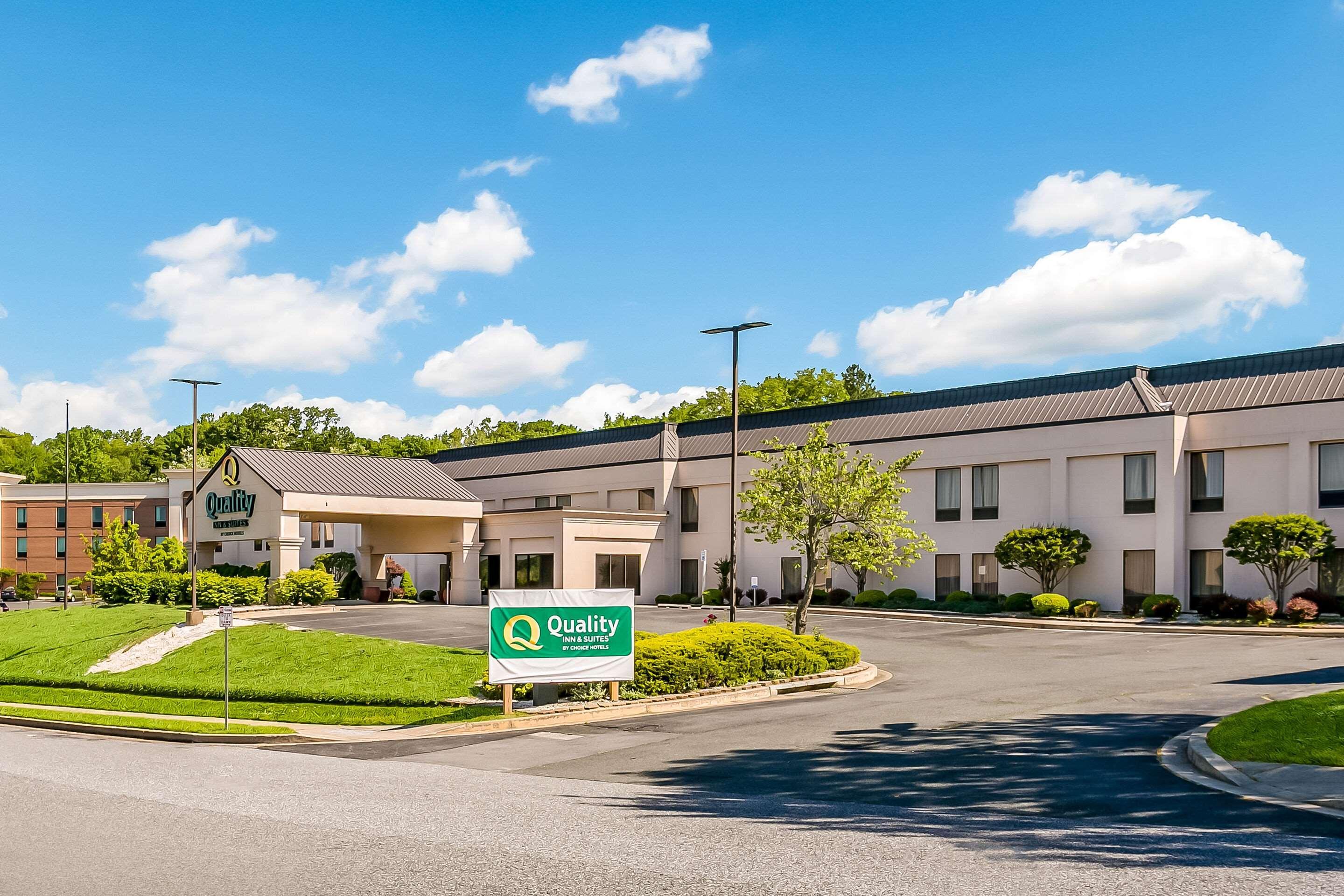 Quality Inn & Suites Bel Air I-95 Exit 77A Eksteriør billede