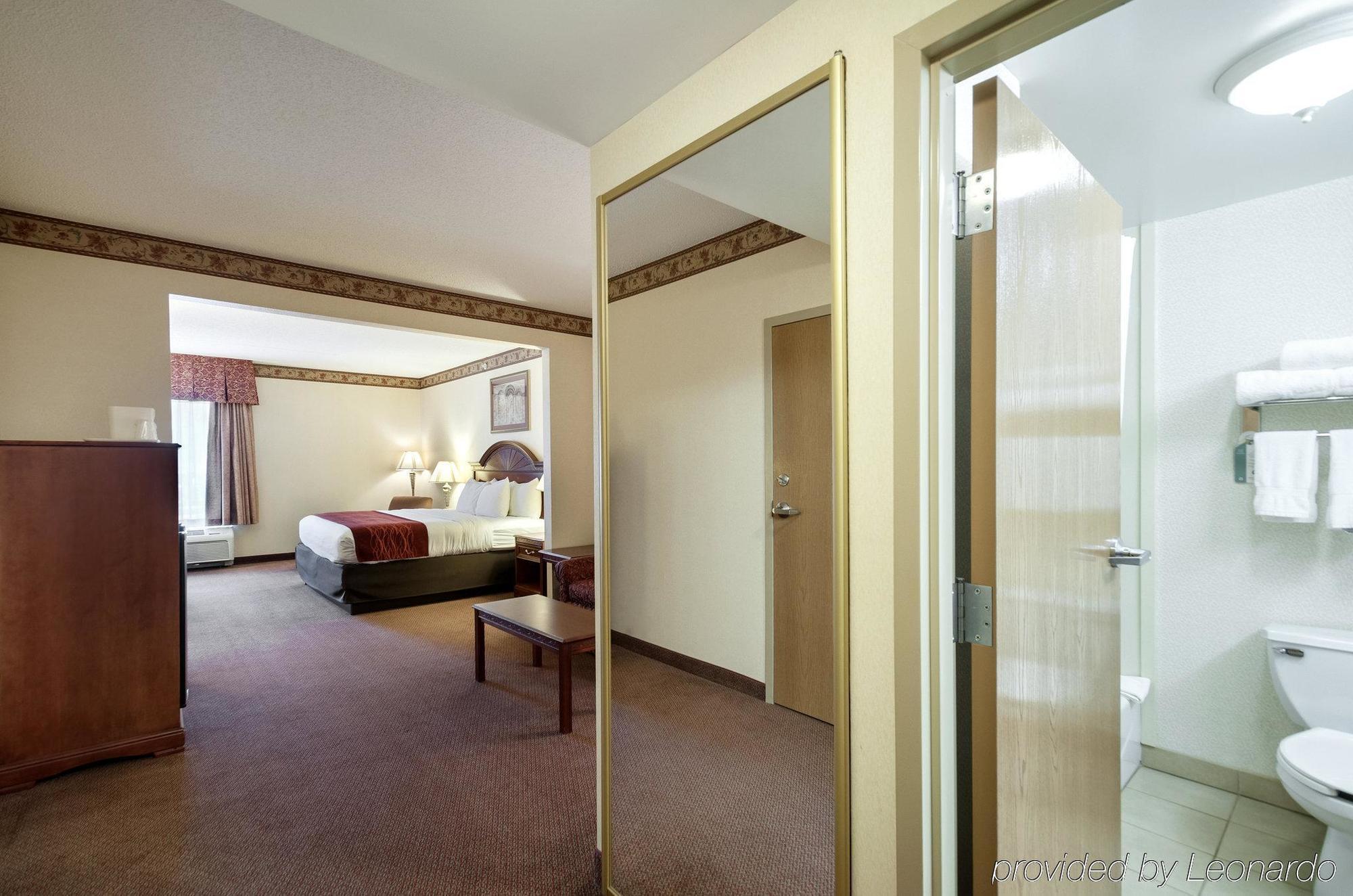 Quality Inn & Suites Bel Air I-95 Exit 77A Eksteriør billede